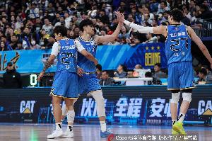 媒体人：很多北京球员都有冠军了 谁能让这些老兵油子再博一把？